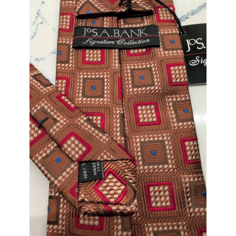 Jos.A.Bank Signature Collection 100% Silk Italy Tie Brown Square Geometric NWT - Picture 5 of 6